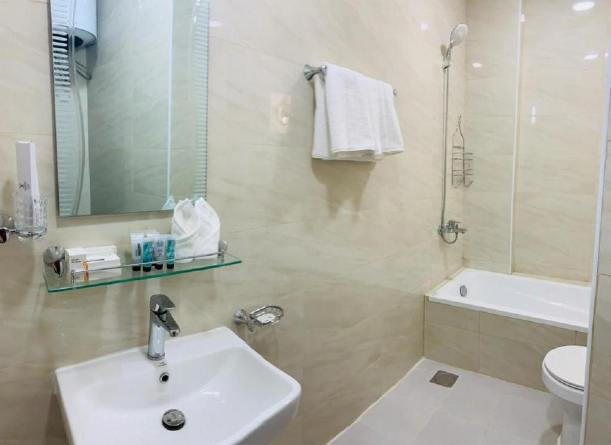 Chelsea Gardens Apartment - Housity