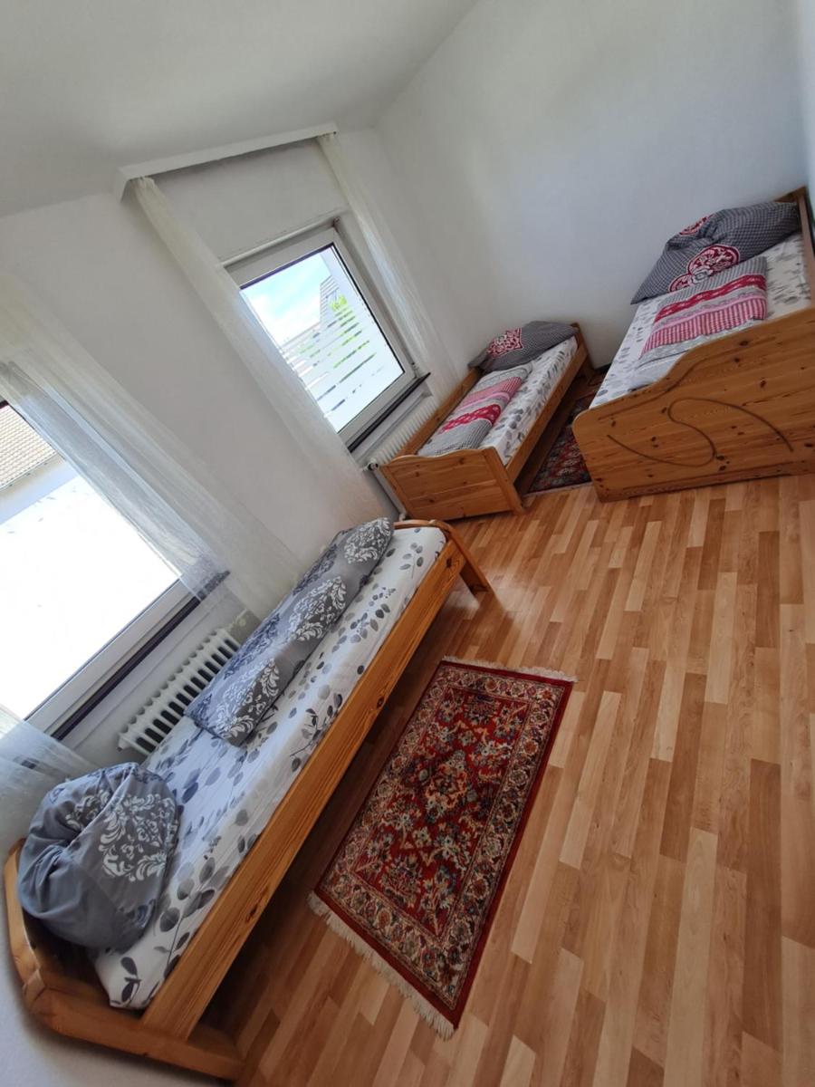 Ferienwohnung Ramstein - Housity