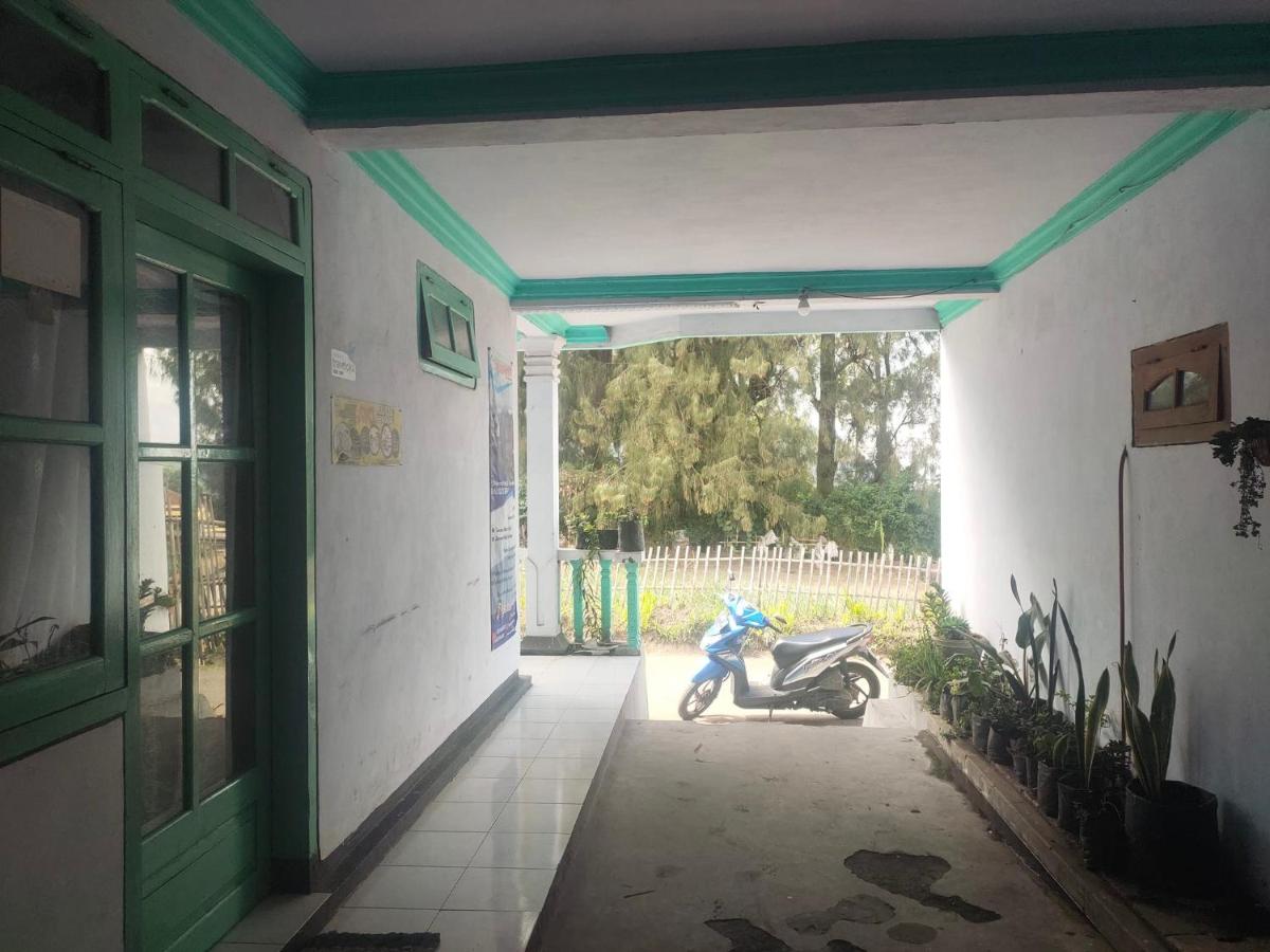 Homestay Wonotoro Asri 4 Gunung Bromo - Housity