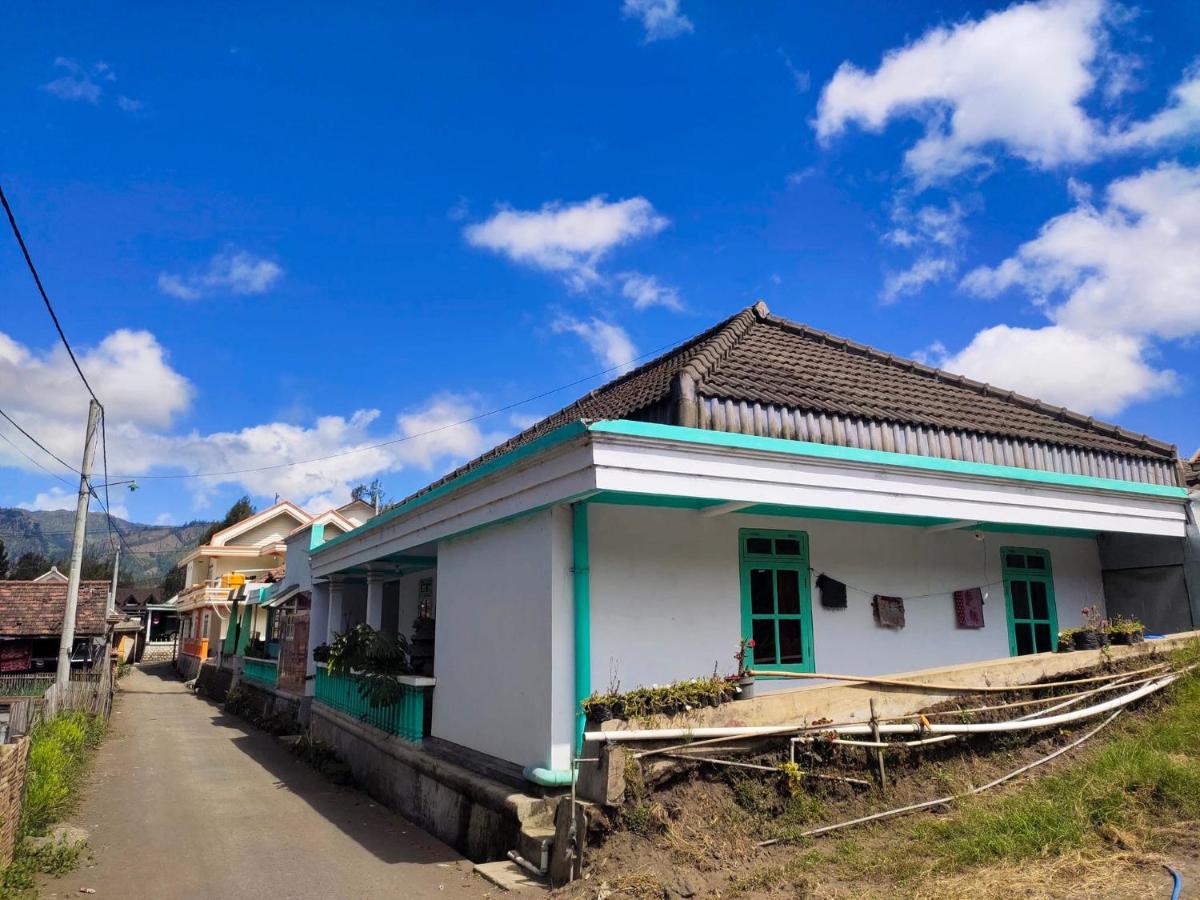 Homestay Wonotoro Asri 4 Gunung Bromo - Housity