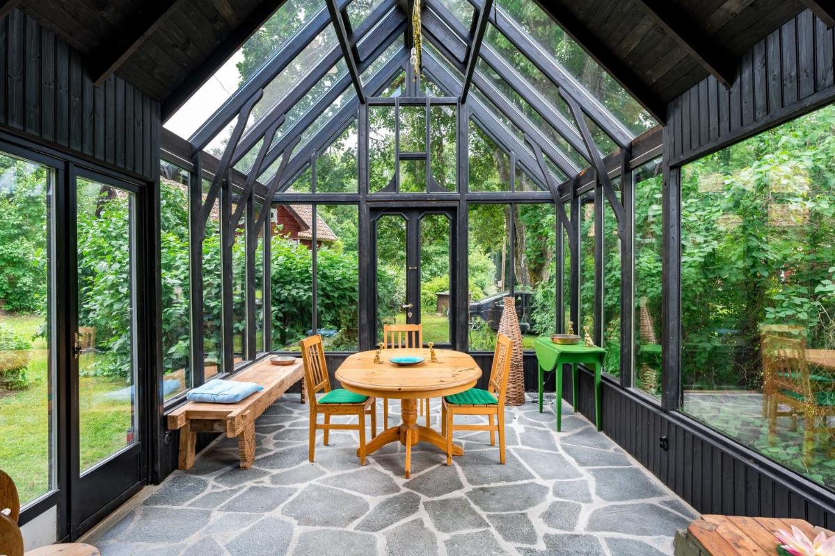 Unique holiday home in Mankarbo, Uppsala - Housity