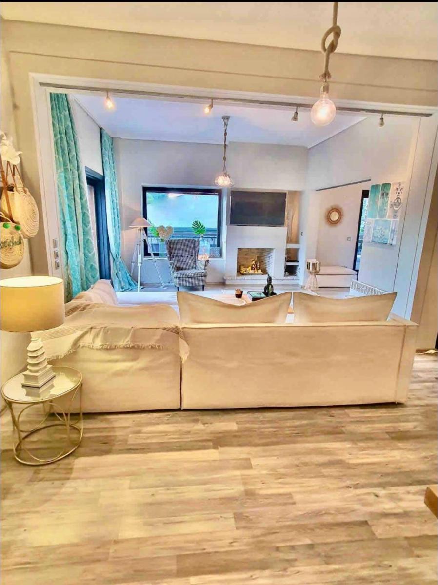 Suitetrails - Emerald Apartment Suite
