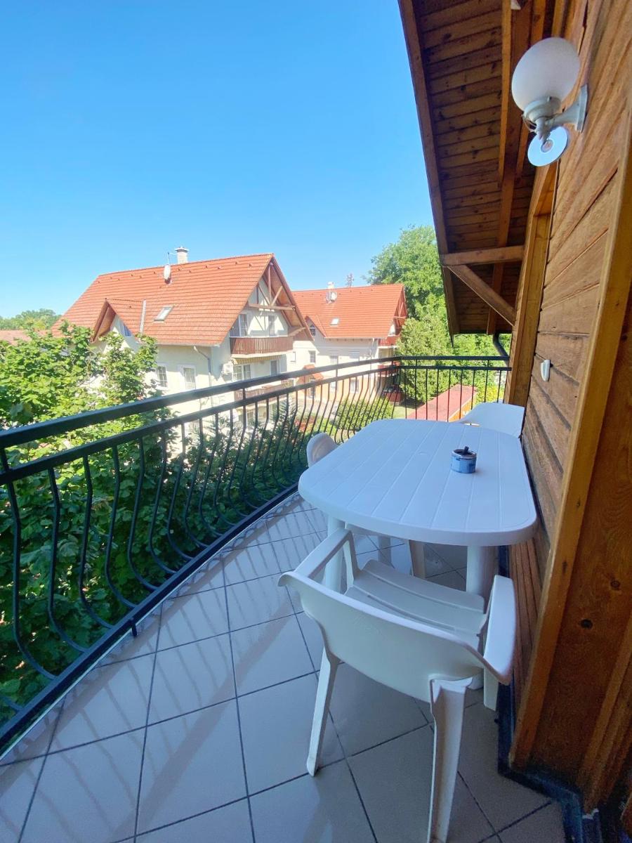 Mandarin Apartman - Housity