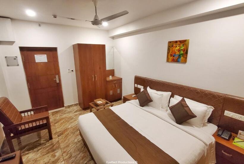 Hotel Vani - Housity