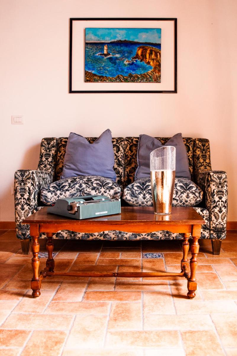 Bobo's House Calasetta - Housity