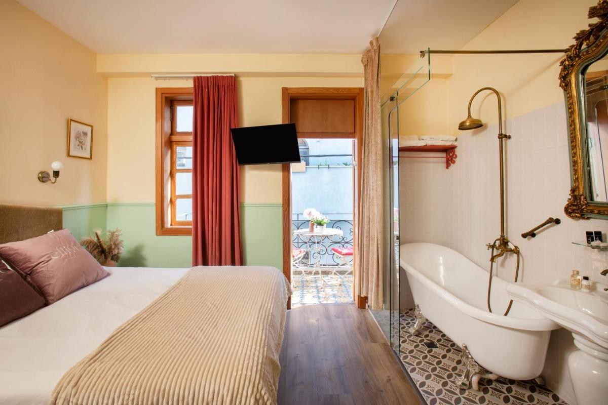 The Elliot - Adults only - Housity