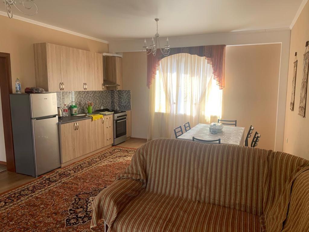 Берег - Housity