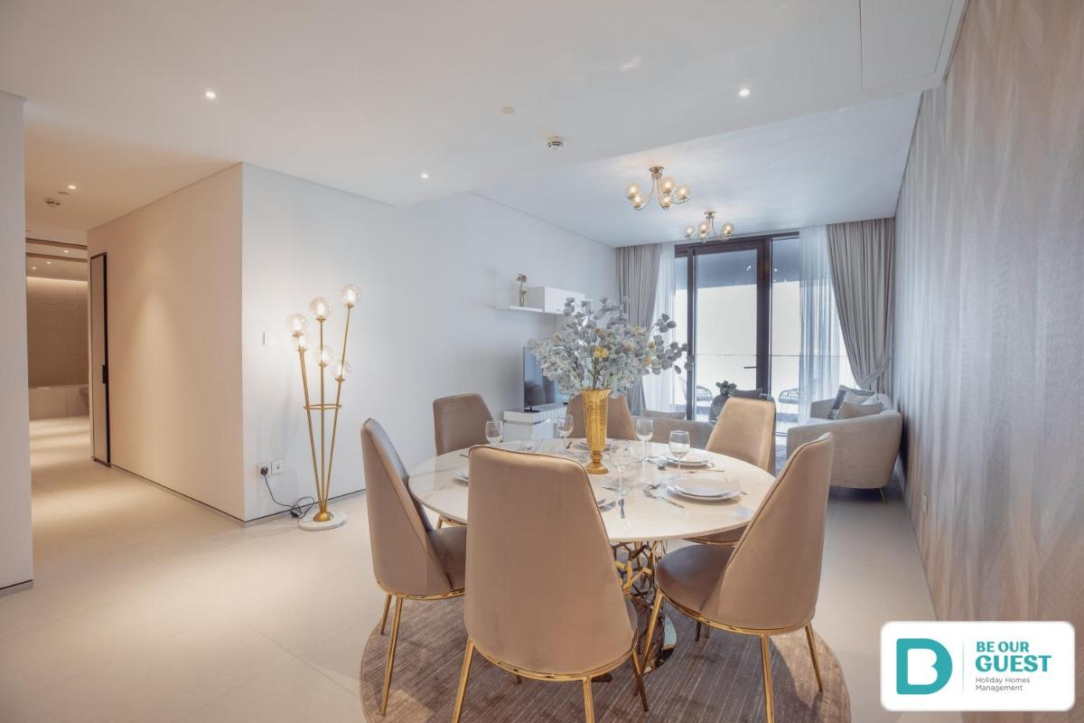 Luxury 3 Bedroom  Beach Front and Ain Dubai view - Housity
