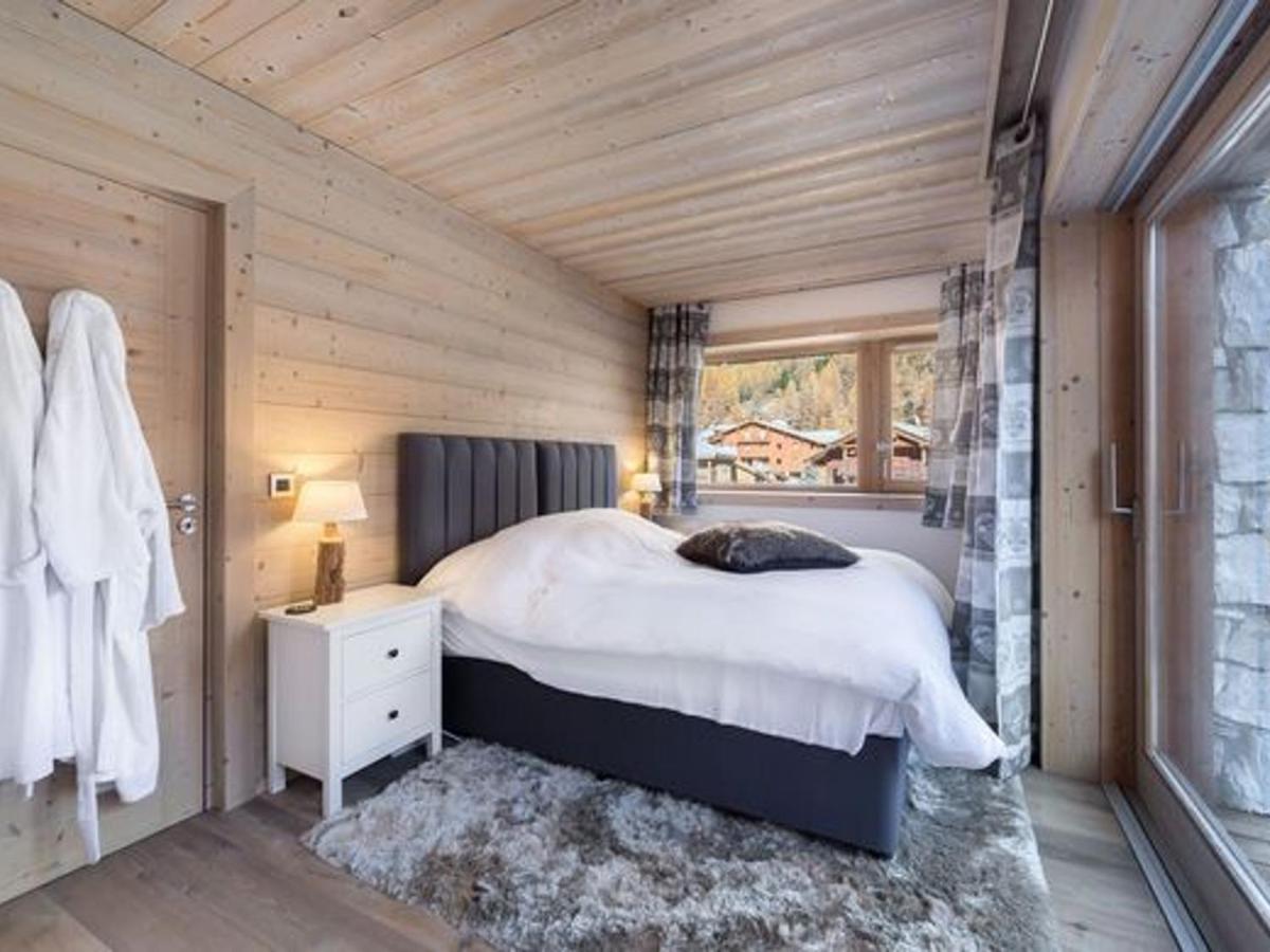 Duplex rénové avec parking, proche centre et remontées, navette et bus à deux pas - FR-1-567-41 - Housity