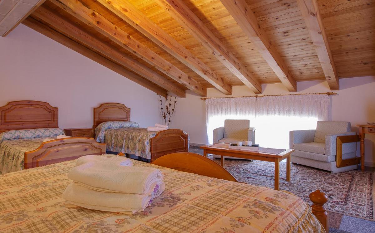 Hostal Casa Ramón - Housity