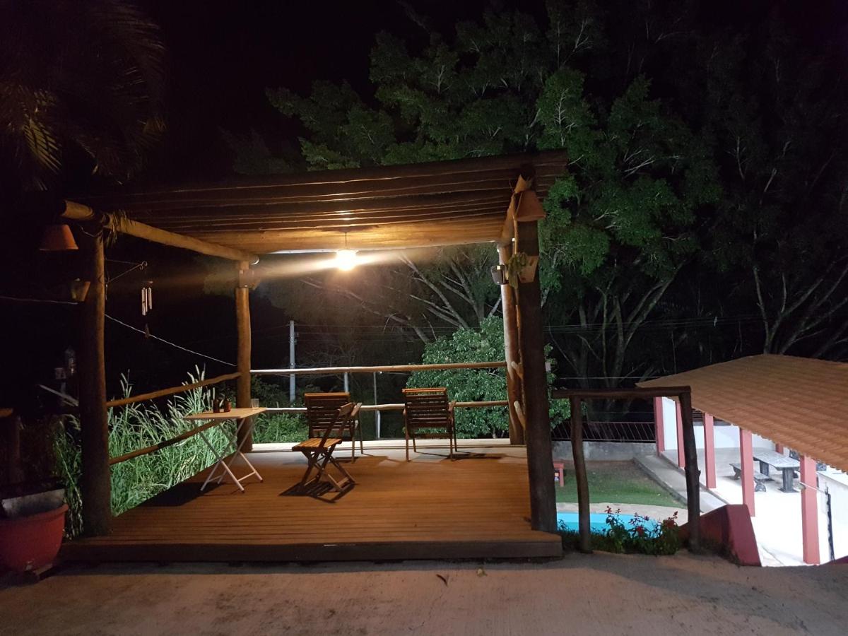 Chácara chalé recanto das árvores em Jaguariuna - Housity