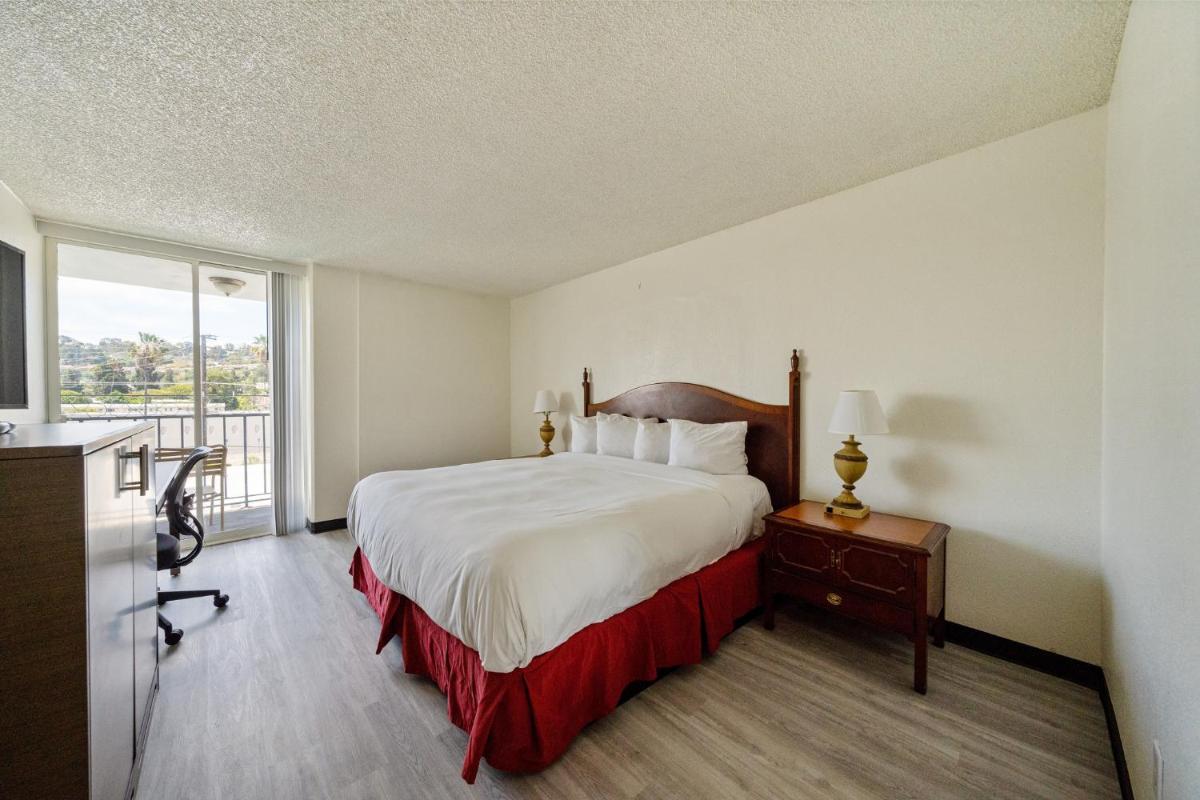 Torrance Inn & Suites - Housity