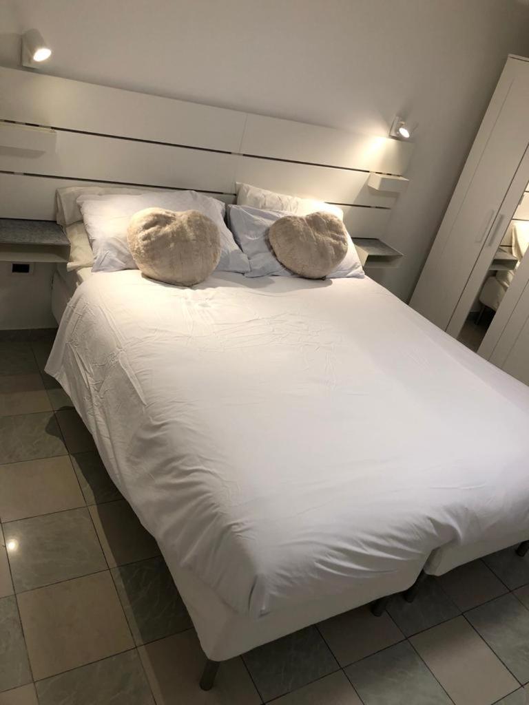 700mt to station Venezia,free parking, shuttle airport Via Napoli 71 - Housity