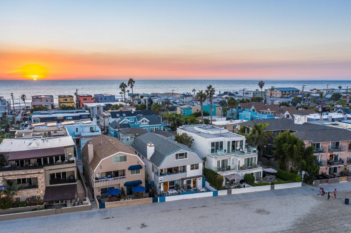 Bay View IV by AvantStay Stylish Mission Beach Home on the Sand - Housity