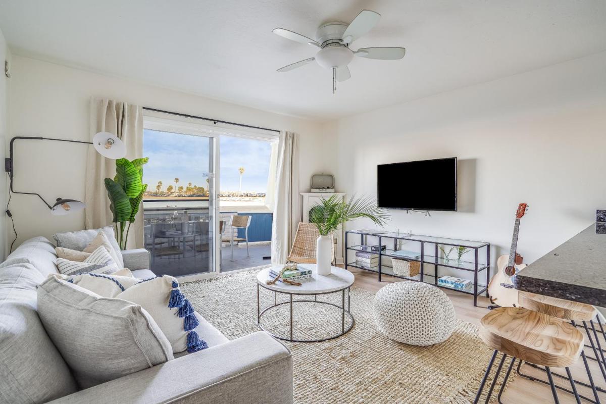 Bay View IV by AvantStay Stylish Mission Beach Home on the Sand - Housity