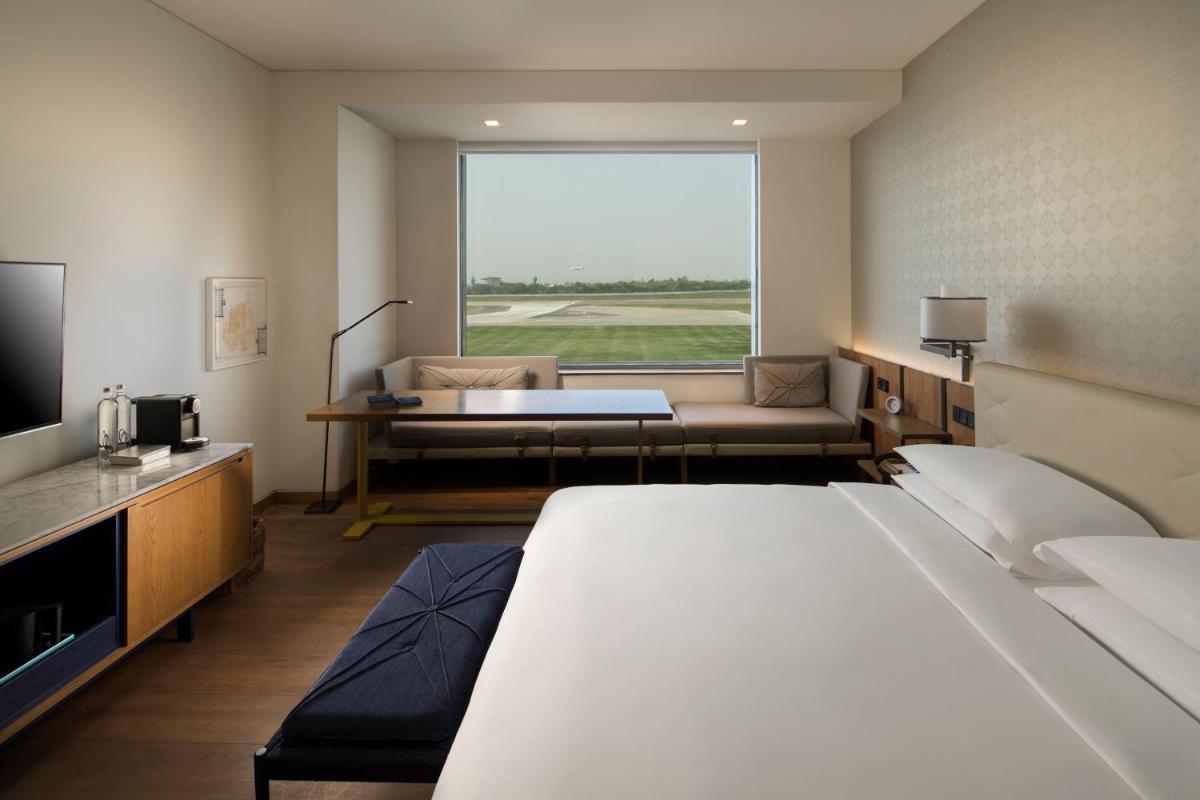 Suitetrails - Andaz Delhi Aerocity- Concept by Hyatt