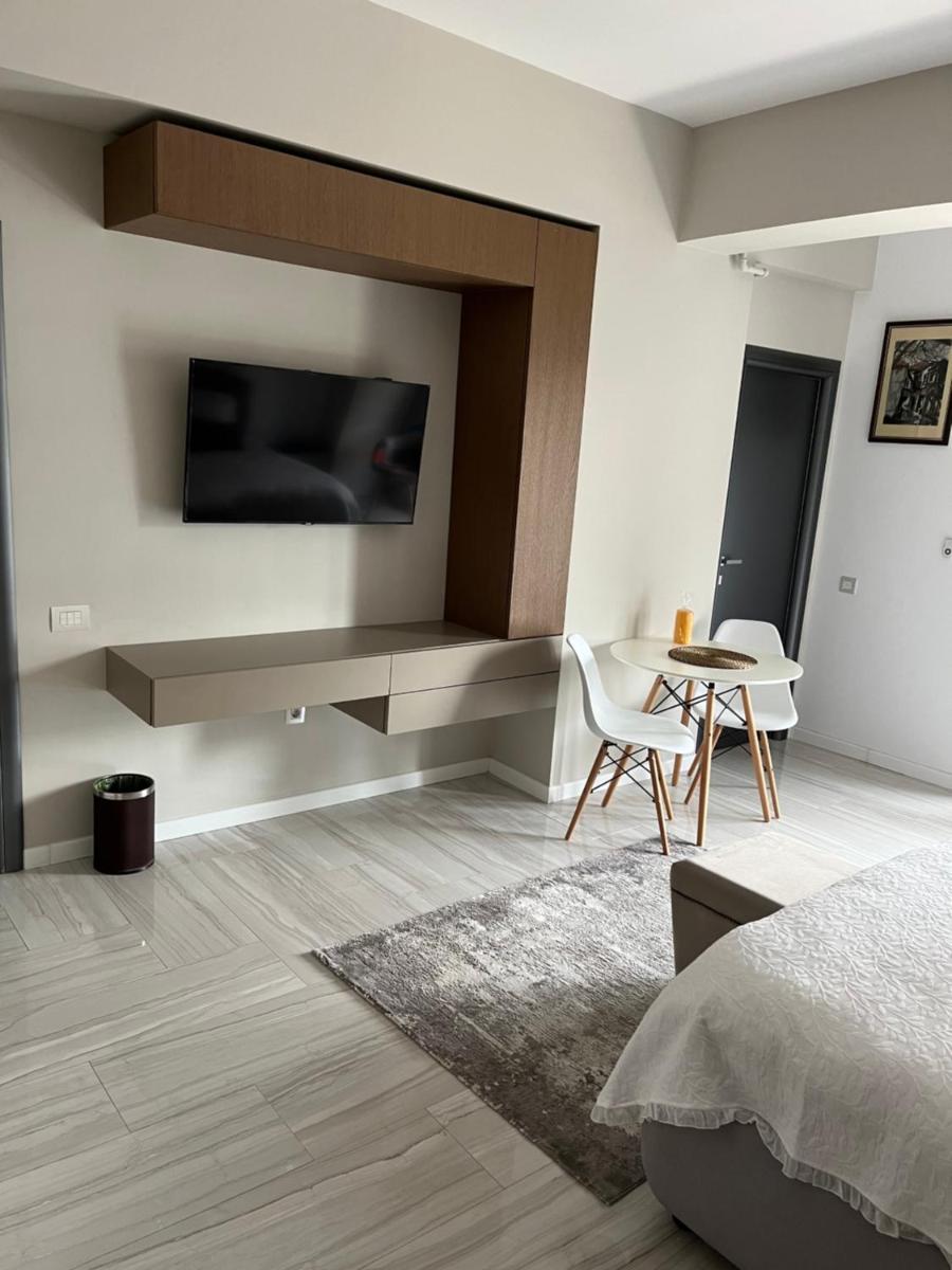 ZOF One - Housity