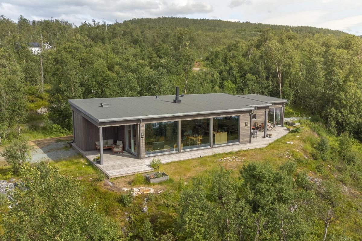 Indulge in beautiful nature and amazing views. - Housity