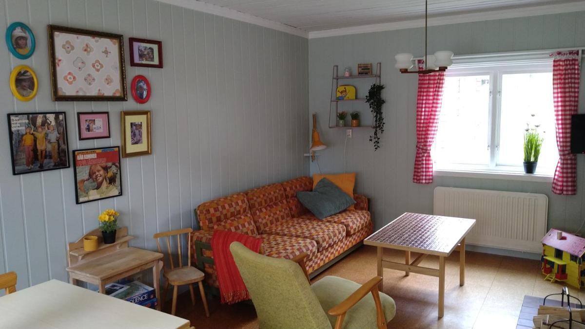 Ekesberget Stugby Pippi Stuga - Housity