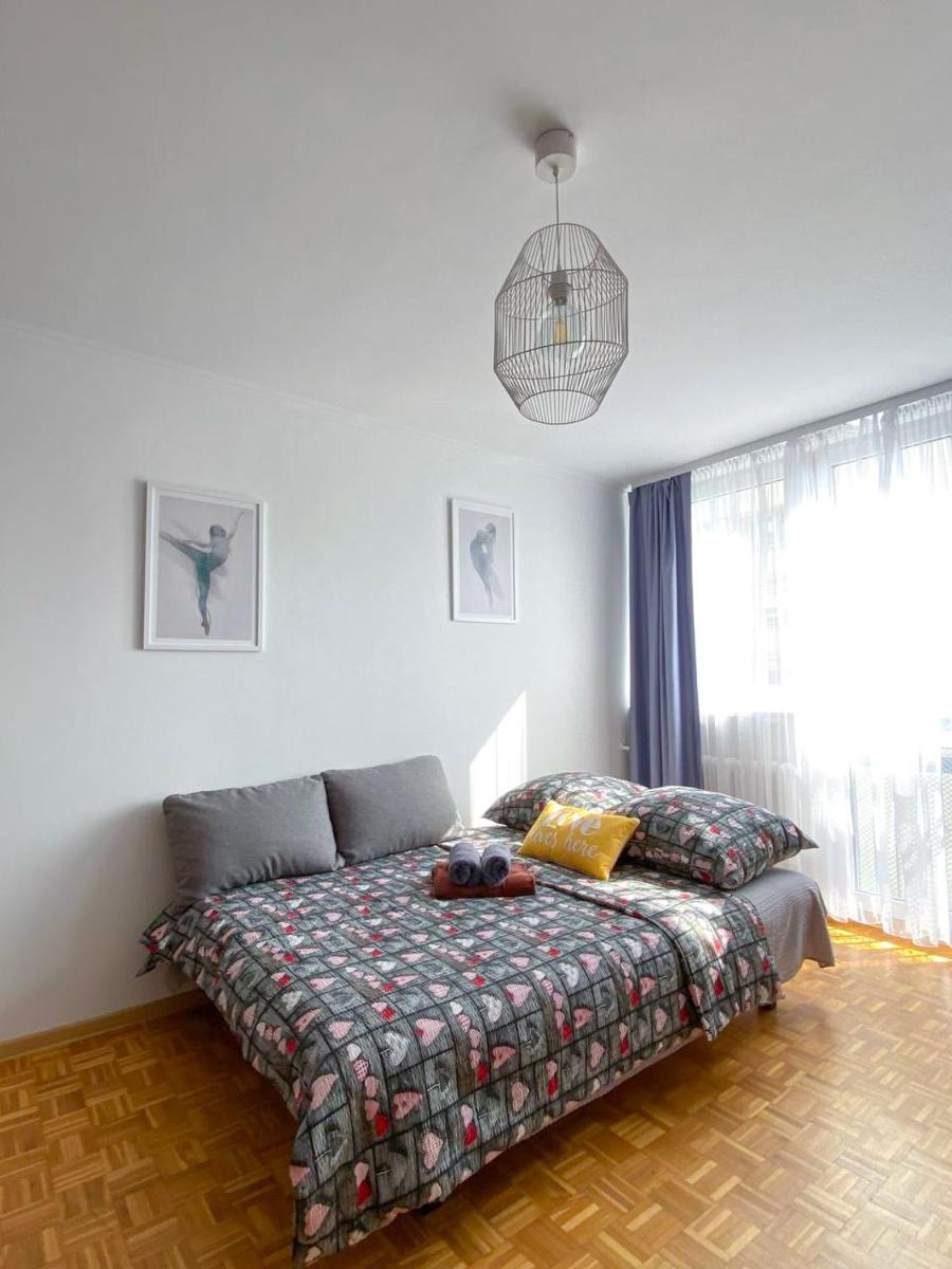 Room №1 Grzybowska 5 the very CENTER of Warsaw - Housity