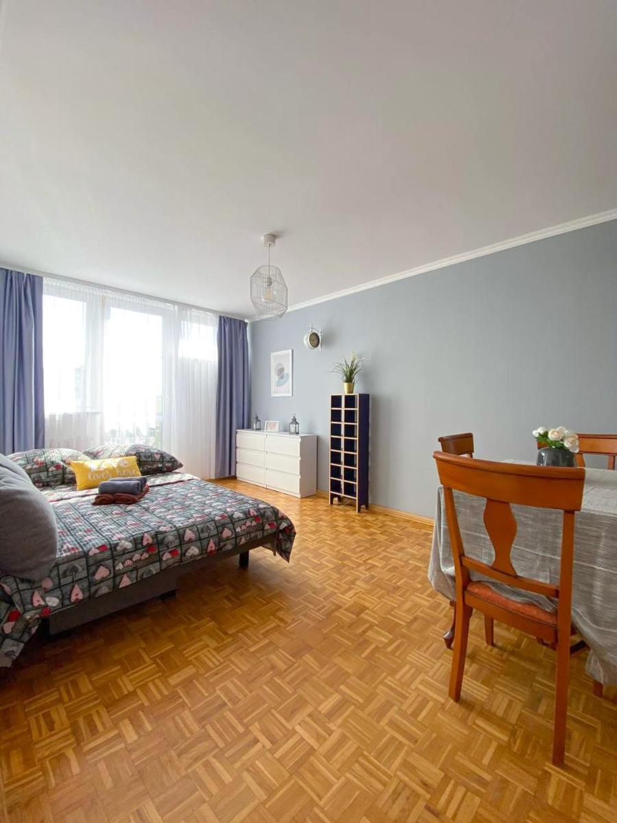 Room №1 Grzybowska 5 the very CENTER of Warsaw - Housity