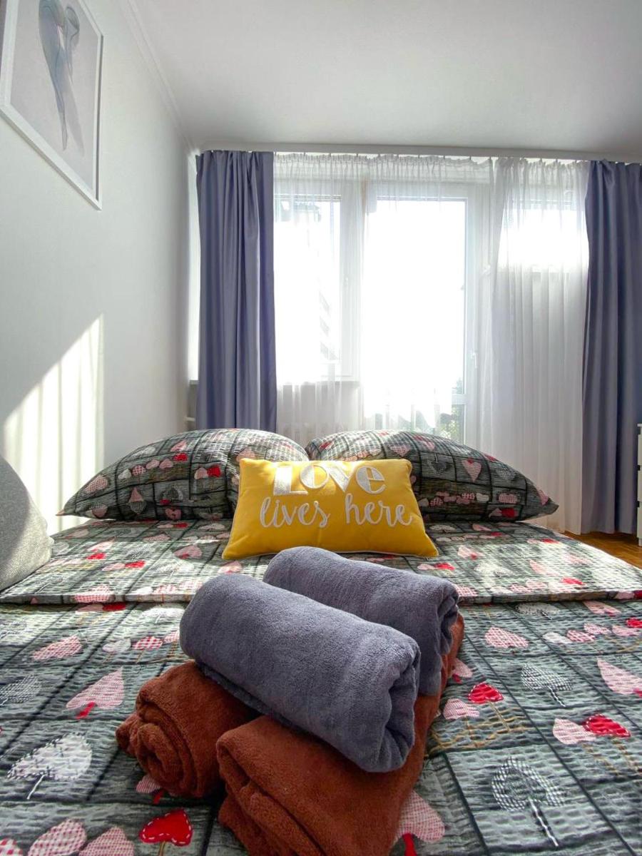 Room №1 Grzybowska 5 the very CENTER of Warsaw - Housity