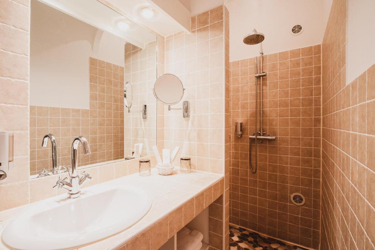 Hôtel Restaurant U Castellu Vizzavona - Housity