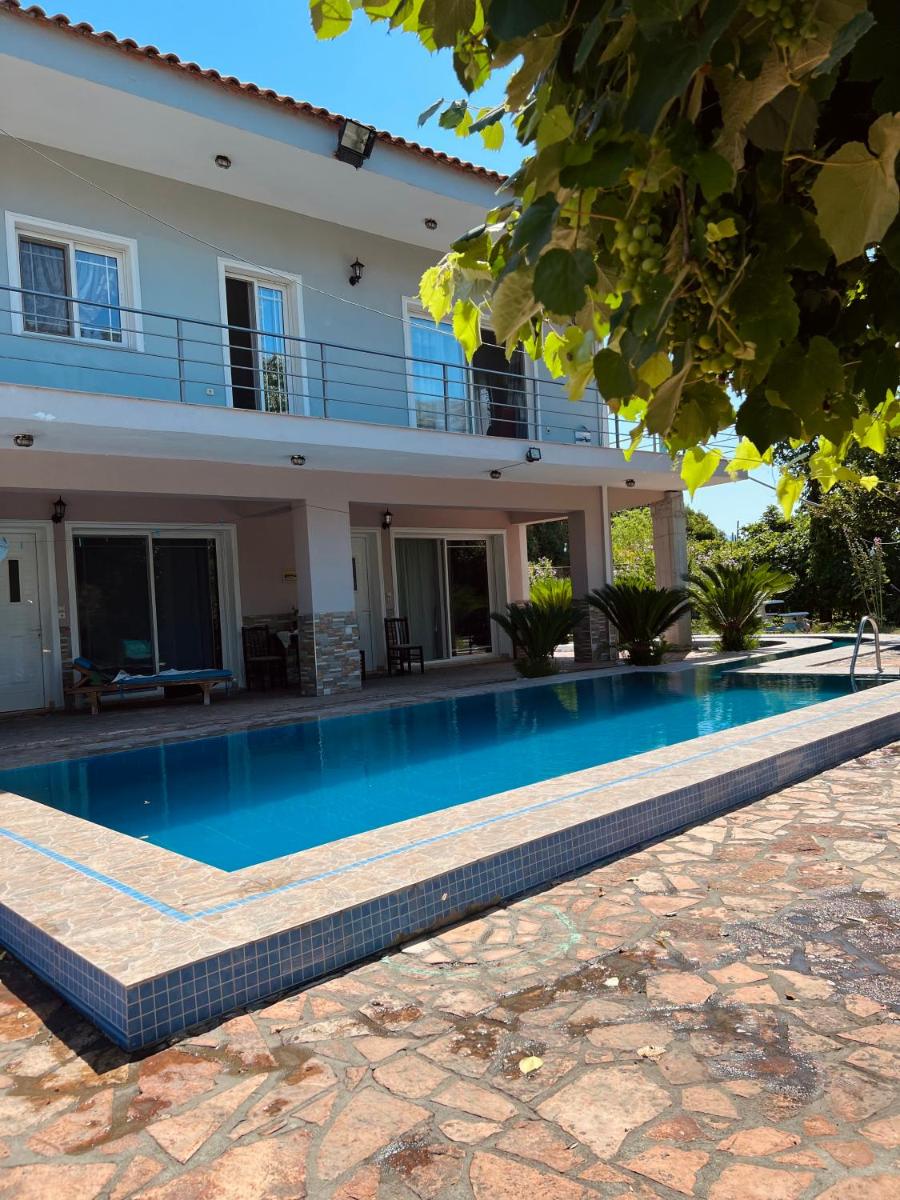 Vieri apartments - Housity