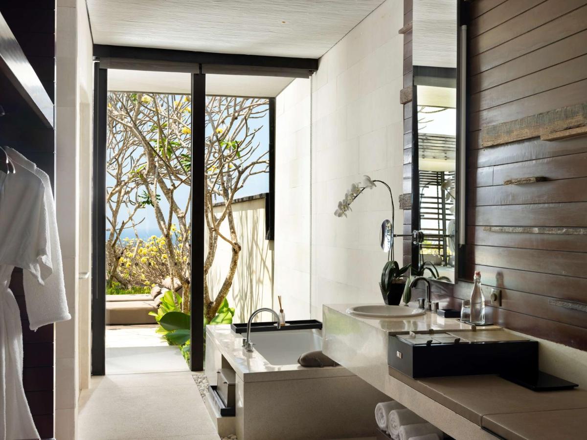 Alila Villas Uluwatu - Housity