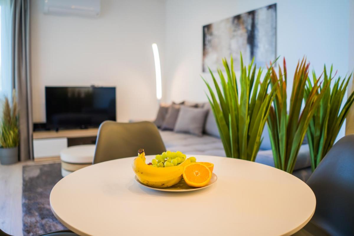 Silverdream Panorama Apartment - Housity