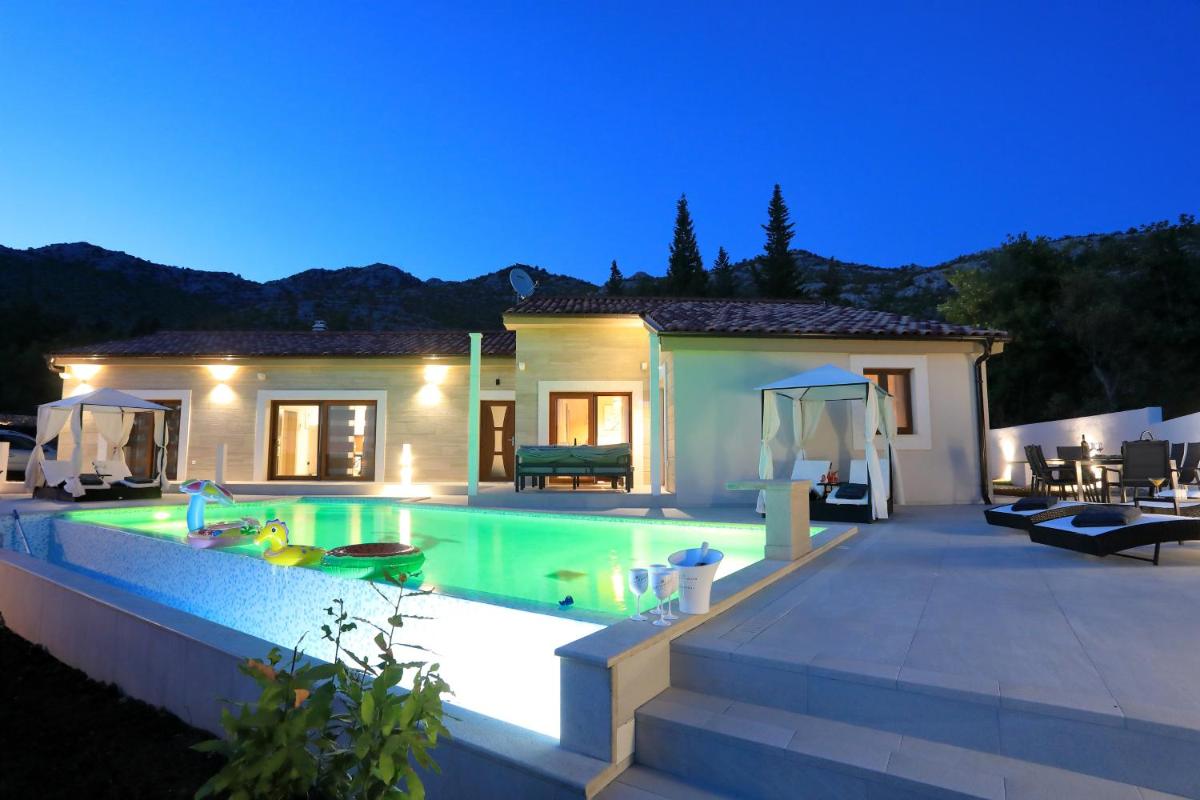 Villa Ivana 2 - Housity