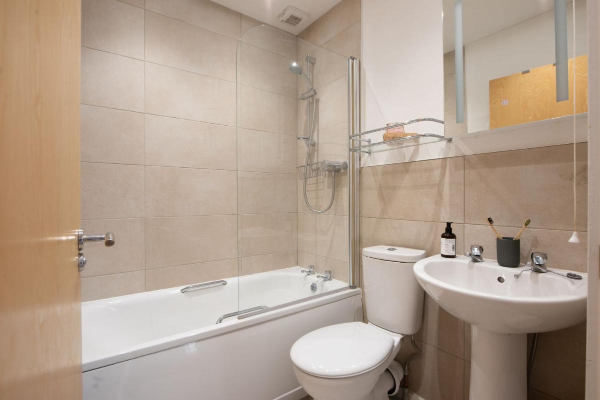 7 Trevose House, St Ives - Housity
