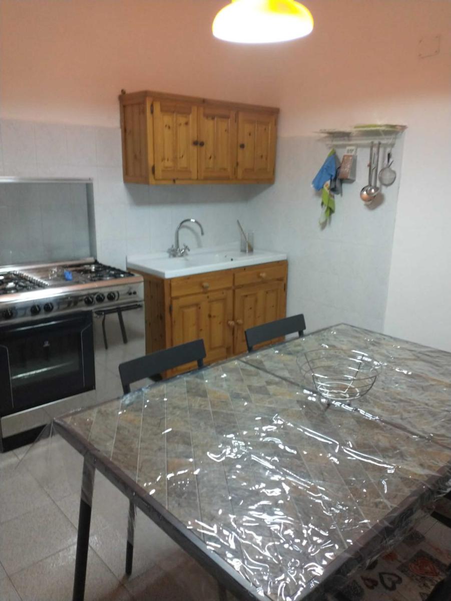 Appartamento a La Caletta down - Housity