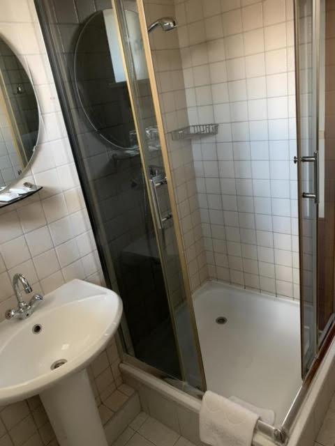Morena Rooms Apartments - Housity