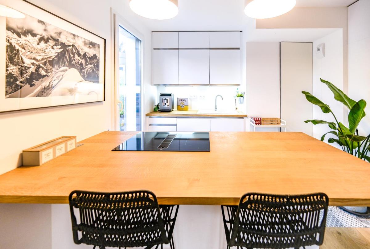 L'Olympique: appartement cosy, vue canal grande terrasse et parking - Housity
