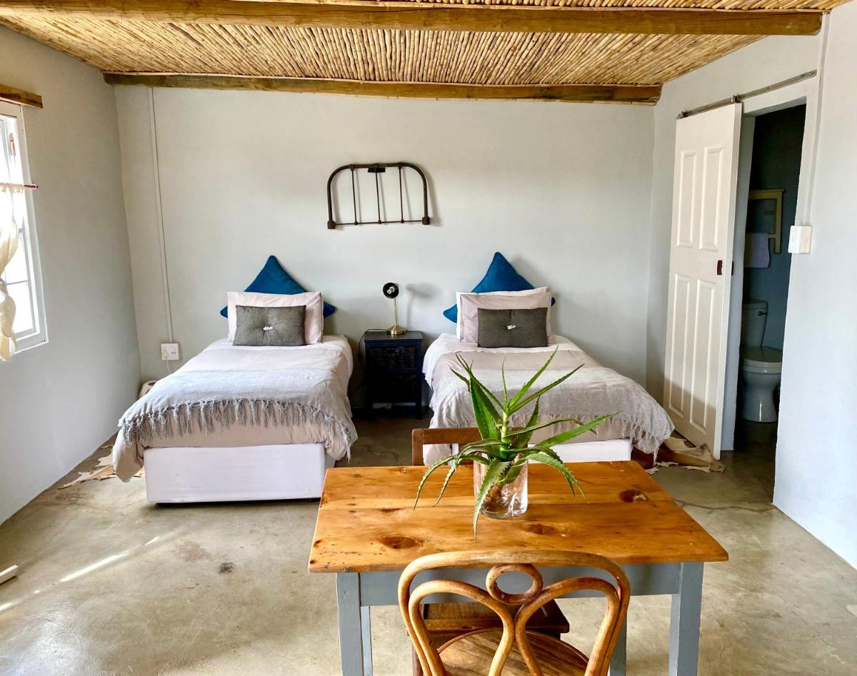 Die Heks se Huis - Housity