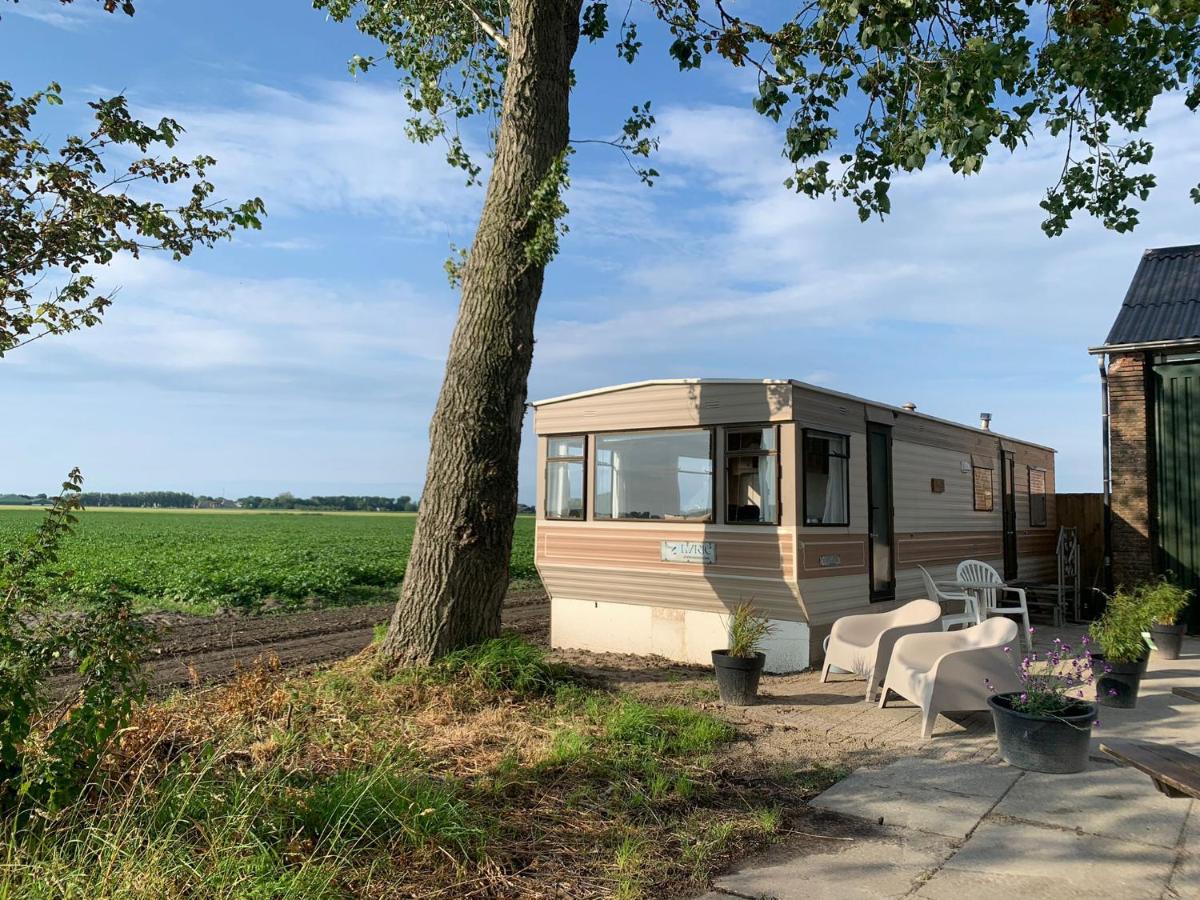 stacaravan Mientje - Housity