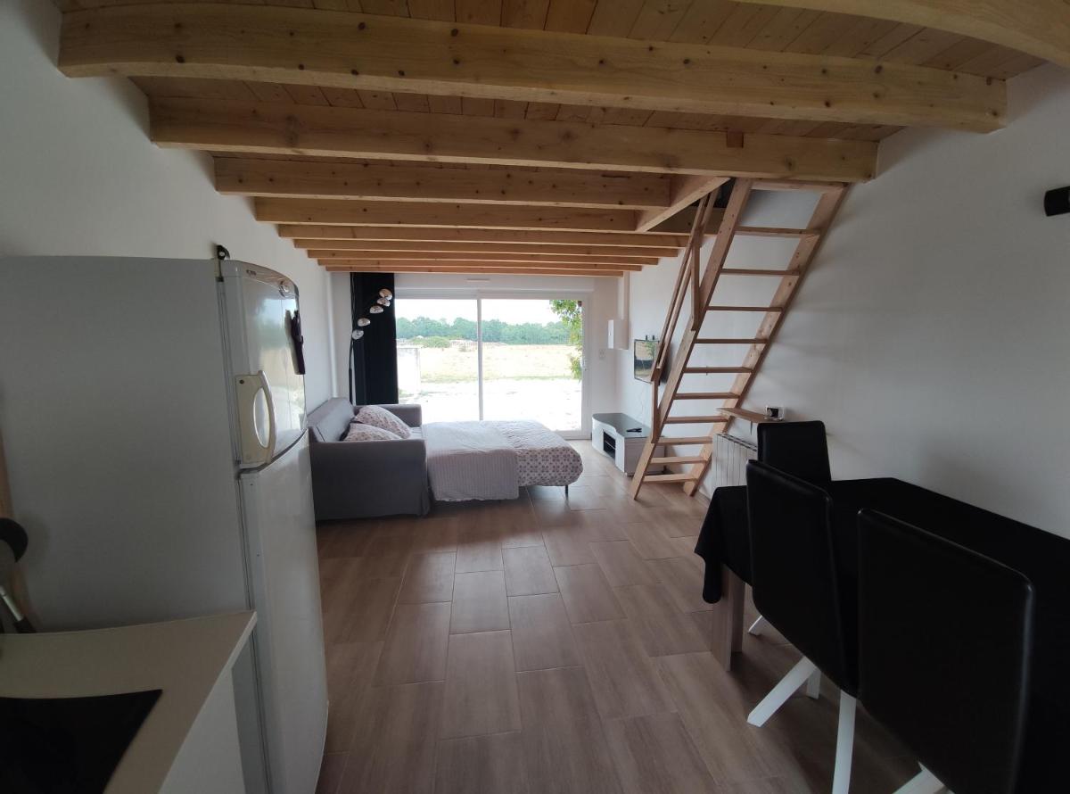 Appartement Breuil Magné - Housity