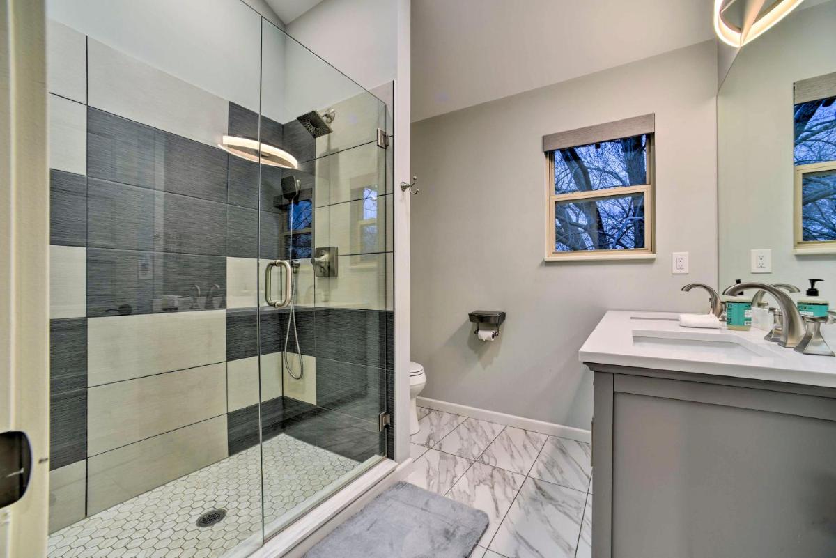 Sunny Clawson Home with Yard - Walk to Main St! - Housity