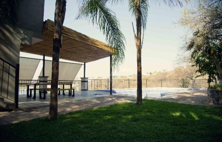 Yauik S - Housity
