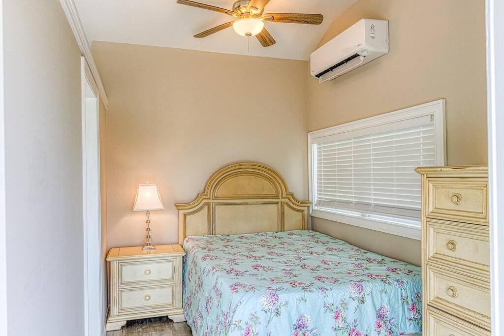 Beach cottage villa - Housity