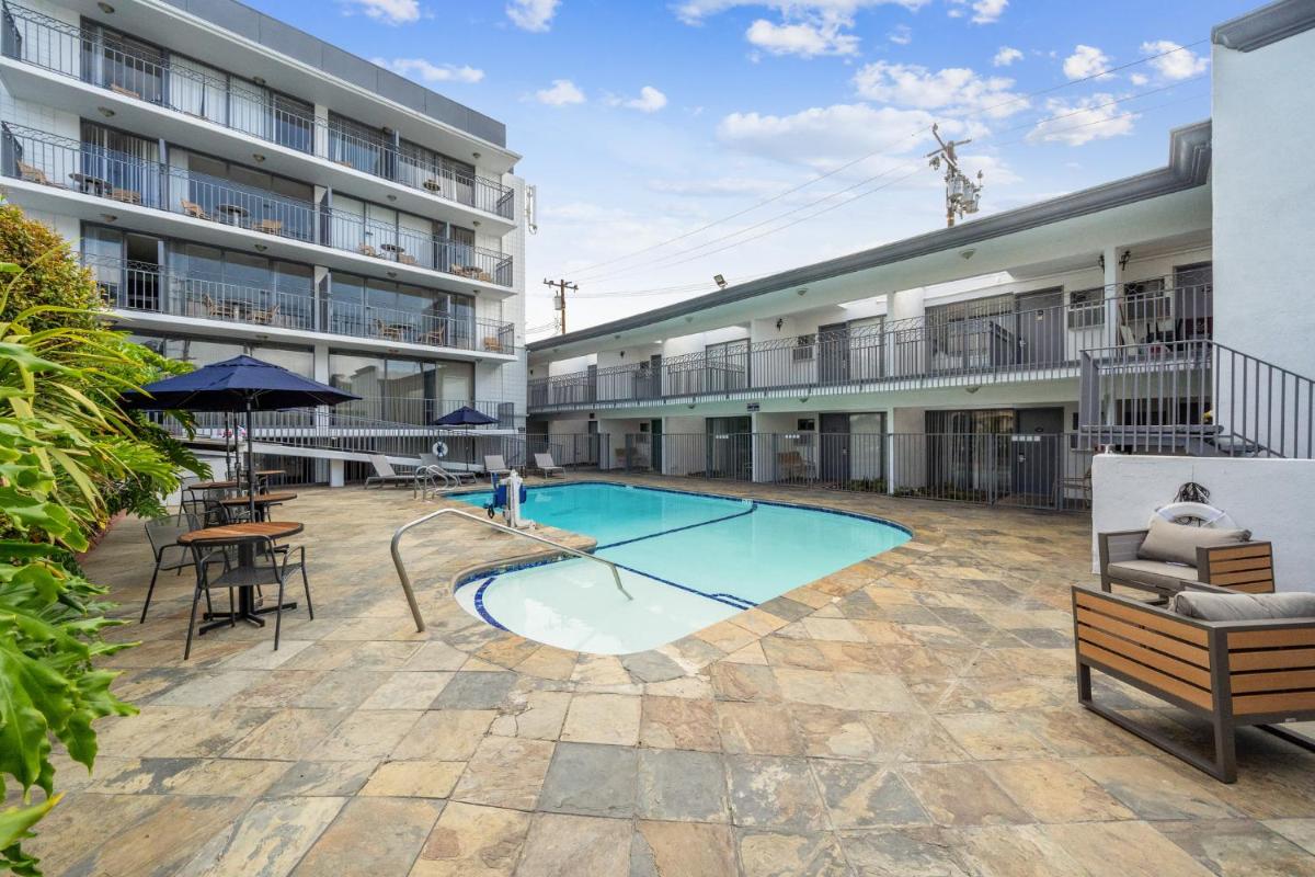 Torrance Inn & Suites - Housity