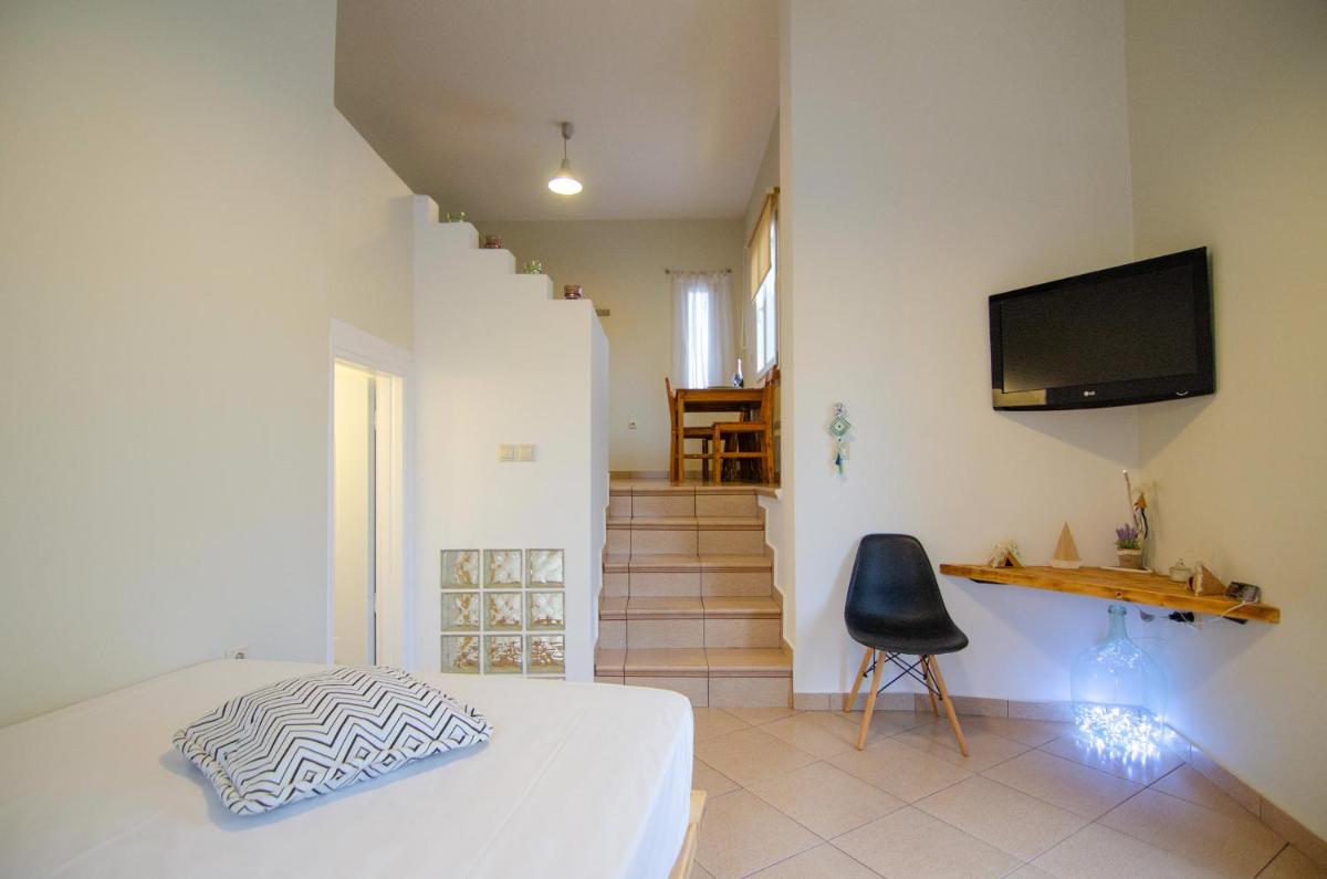 Suitetrails - Ios stylish house Panoramic Sea and Sunset view