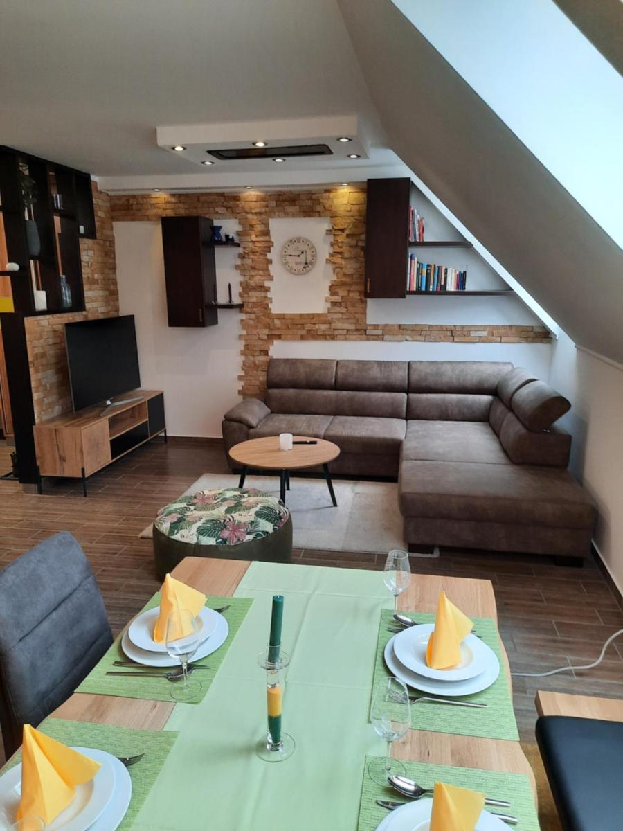 ENJOY 110qm Apartment im historischen Zentrum - Housity