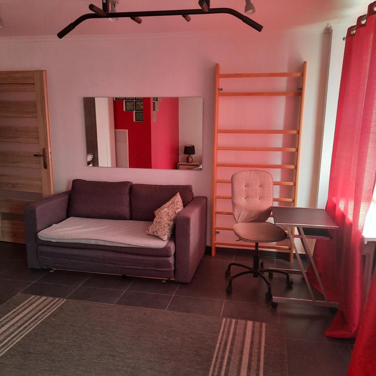 Apartament Robotnicza - Housity