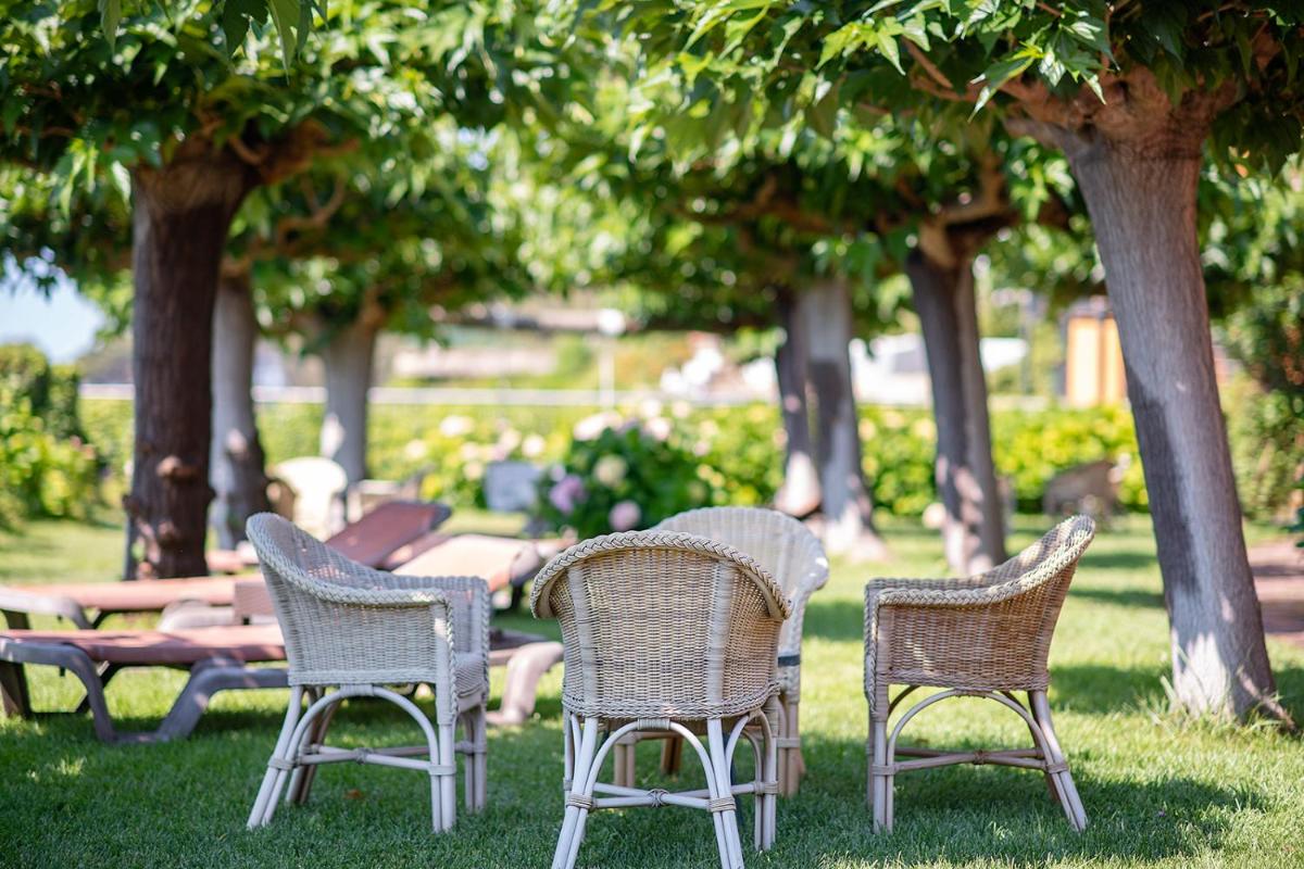 Jardín al aire libre en Rigat Park & Spa Hotel - Adults Recommended
