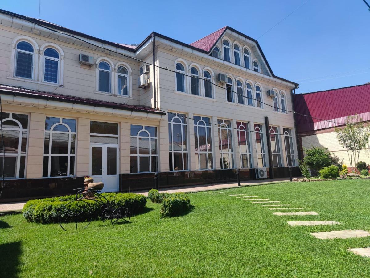 GUEST HOUSE 