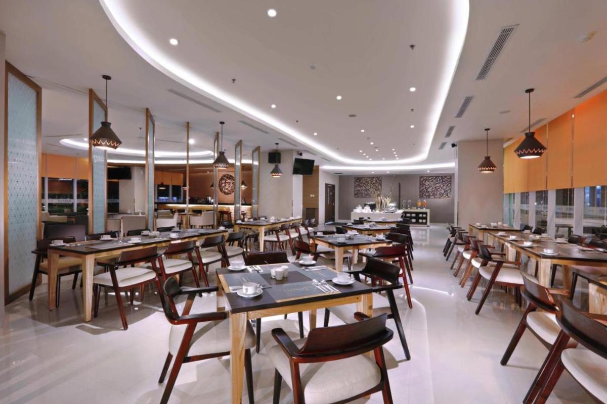 Cozy The H Residence Cawang by Bonzela Property - Housity