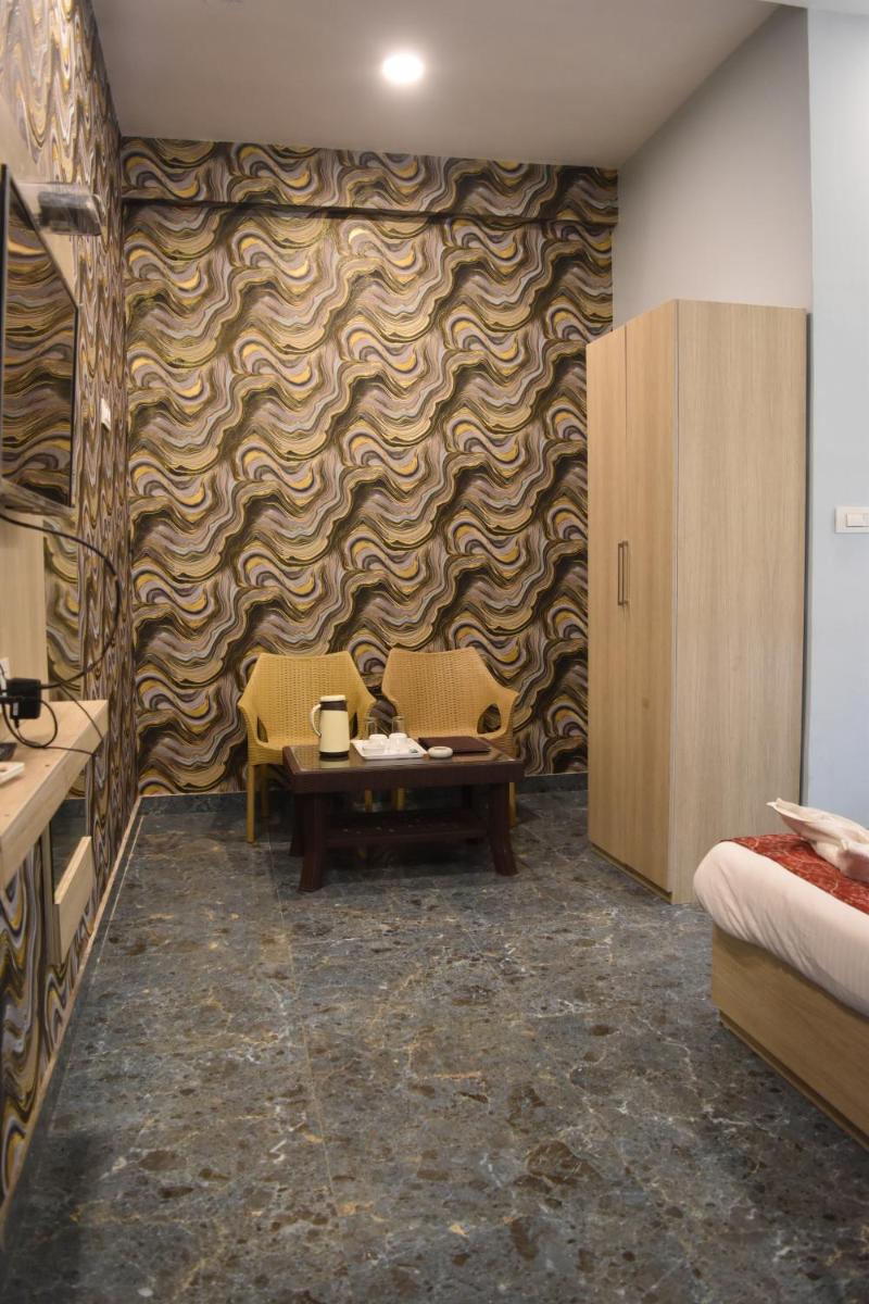 Thakur Boutique Hotel - Housity