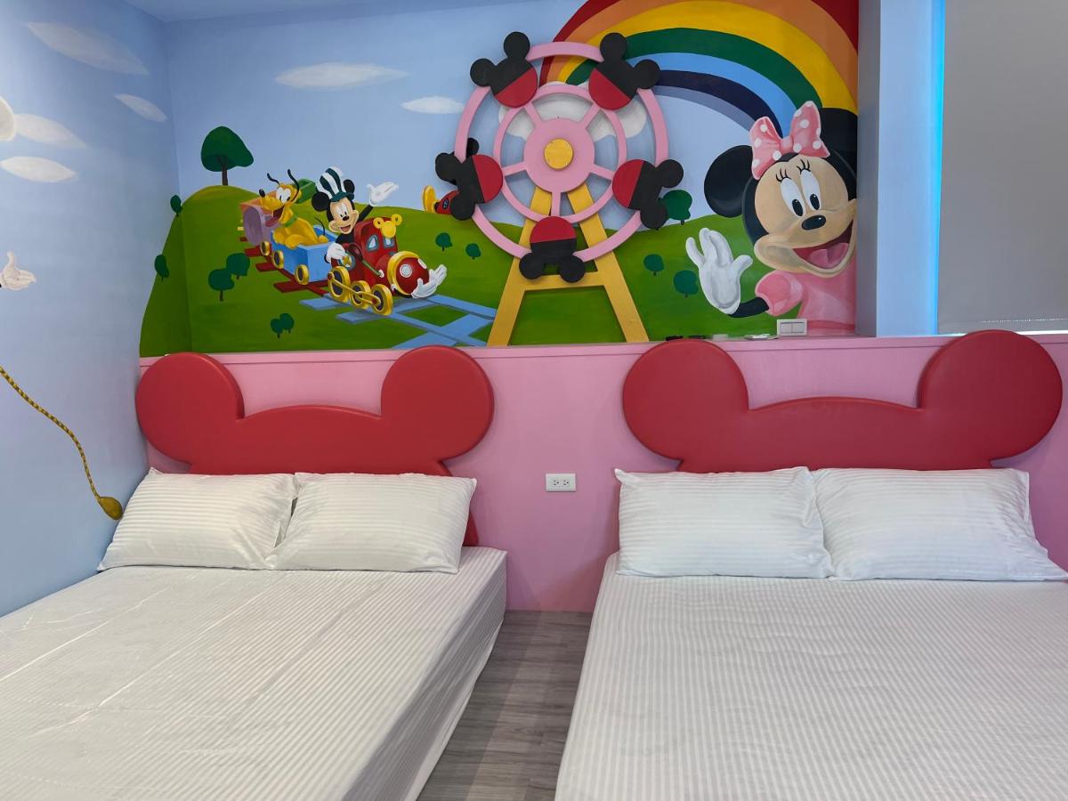 Fun Time 微旅-台南親子電梯Villa泳池包棟別墅 - Housity